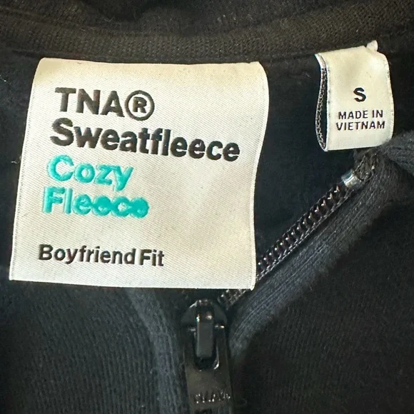 Aritzia TNA Cozy Fleece Boyfriend Fit Hoodie - Picture 2 of 2